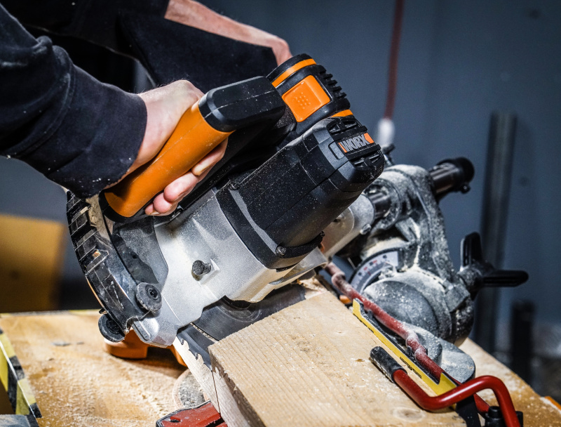 WORX WX845.9 - Aku pokosová pila 20V - bez akumulátoru - Powershare